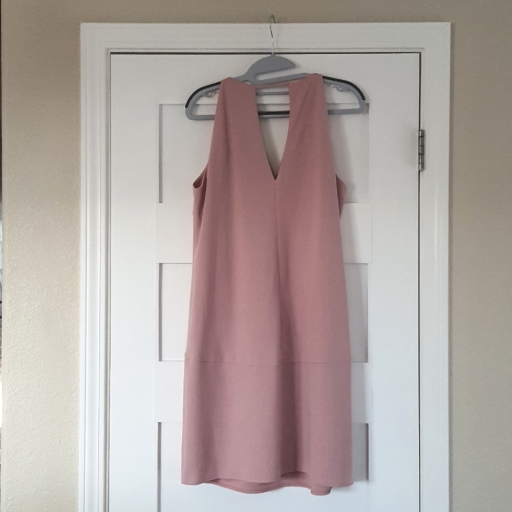 Sam Edelman Keyhole Straight Shift Dress Womens 10 Petal Pink Sleeveless VNeck - Picture 3 of 8